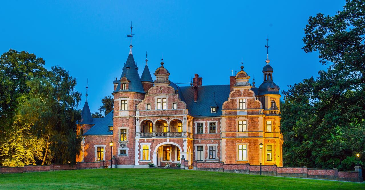 Palac Kobylniki Hotel Obrzycko Ngoại thất bức ảnh